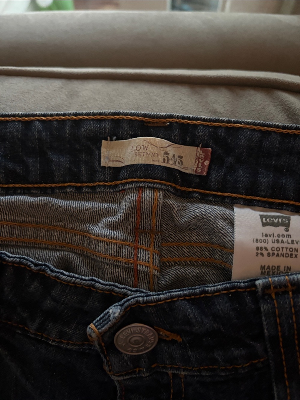 Levi's Women’s  Skinny Jeans in Dark Indigo with Contrast Stitching